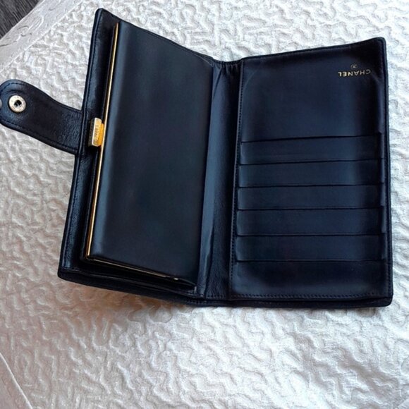 Chanel VTG Kiss Lock Long Clutch/Wallet! - Picture 7 of 16